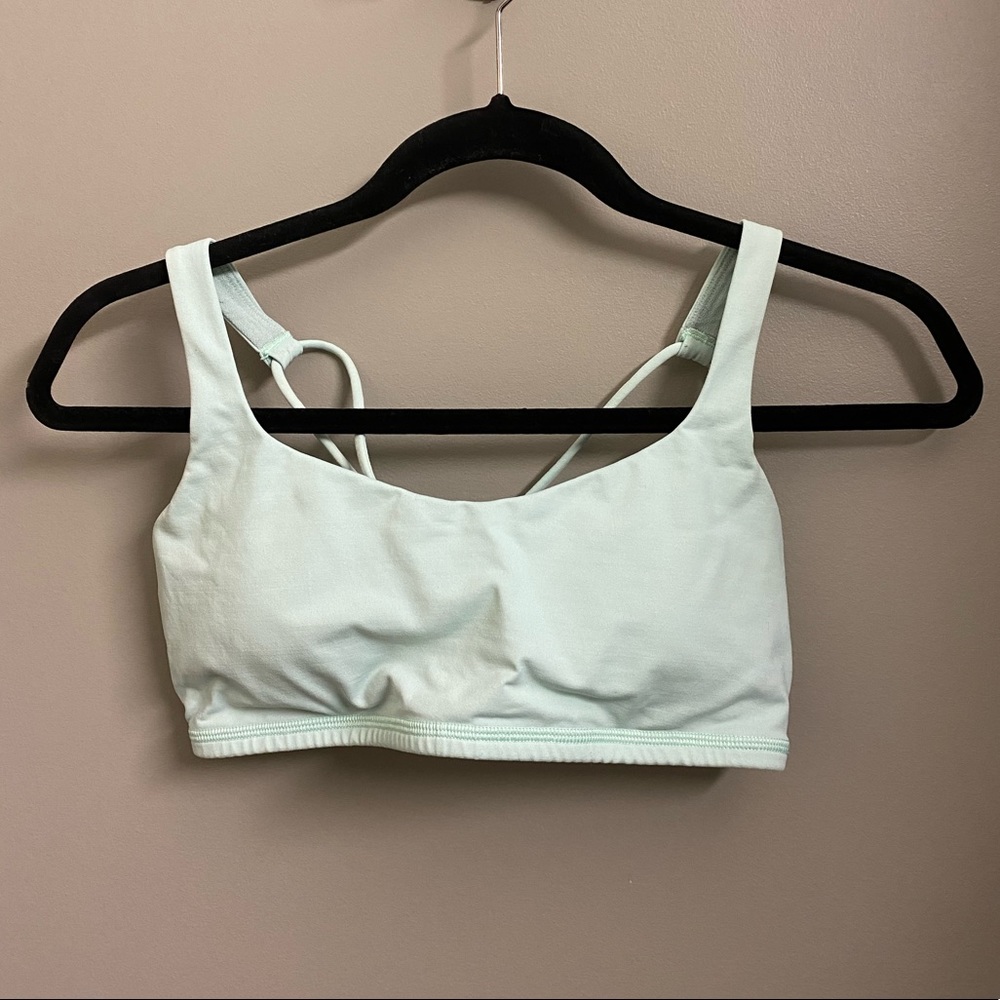 Lululemon Free to Be Bra